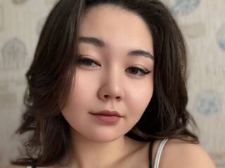naked cam girl masturbating with vibrator KrissyHarbick