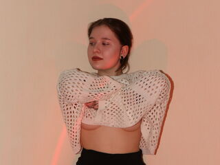 hot strip tease web cam KyllieVoss