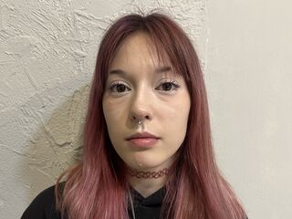 beautiful webcamgirl LaraWils