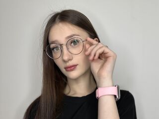hot cam girl masturbating with sextoy LatriciaSuet