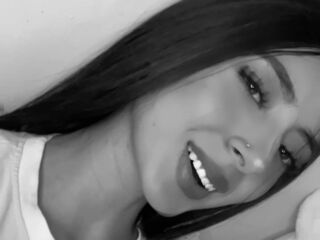 mastubating web cam girl LauraRisk