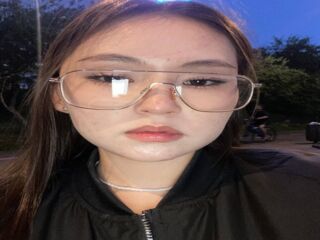 adult webcam chat LauriMoradel