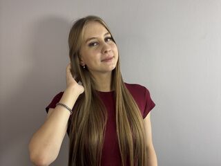 erotic webcam video LeolaHunkins