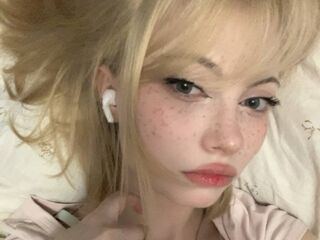 sexy webcamgirl LeonardaZeeman