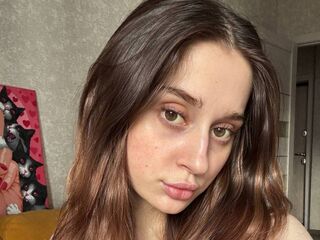 camslut naked LindsayErhart