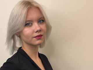 girl naked LindsayMcirvin