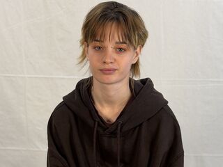 girl cam naked LindyOestreicher