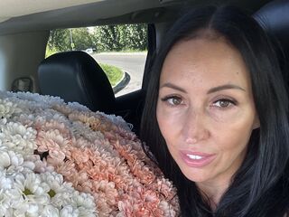 nude web cam LipaWild