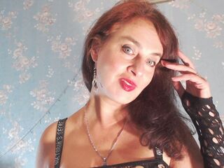 topless webcam girl LucianaLuxe