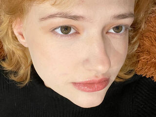 nude webcam girl picture LunaBeans