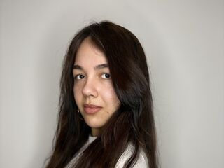 cam girl fingering pussy MalorieNotti