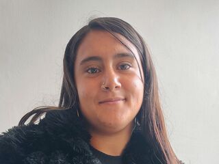 bedroom livecam MarianDiore