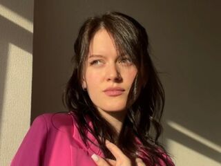 live sex webcam video MaudGuerrido