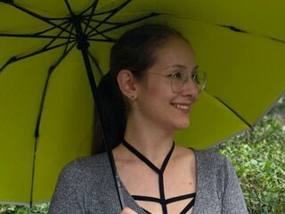 free live chat MayDavidge