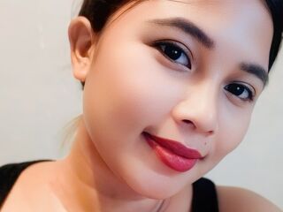 camwhore video MeaBella