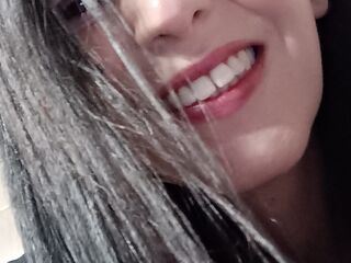 topless webcamgirl MonicaFerilli