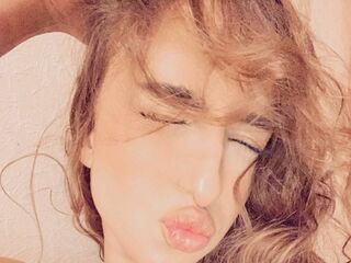 chat room live web cam MyraRidler