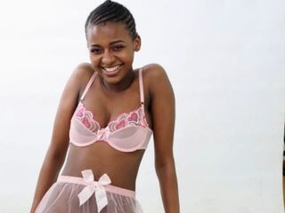 free webcam chat NaomiBrookes