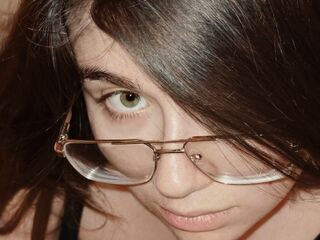 fingering webcamgirl OpheliaRobinault