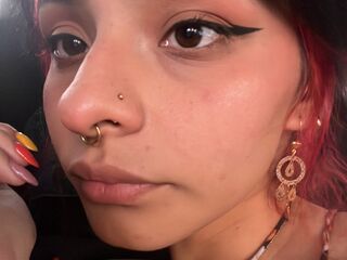 camgirl masturbating with dildo PaoRossi