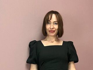 cam girl masturbating with sextoy PaulineGonzale