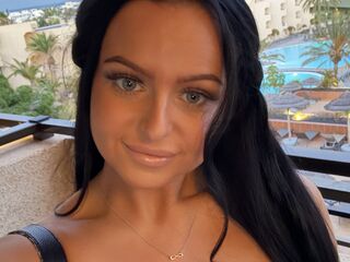naked cam girl masturbating with vibrator PrinBrooke