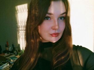 beautiful girl webcam QueenieBarris