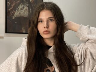 adult cam show RaeleneMerrbach