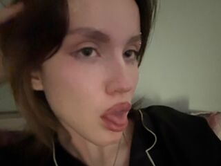 naked girl with live cam masturbating RosariaSkemp