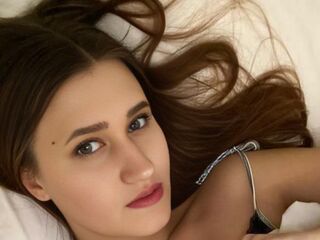 webcamgirl chat RoxyCrave