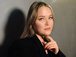 shower livecam SallySavage