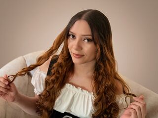 camslut masturbating SaraDrew