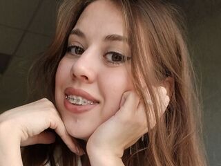 naked girl with cam fingering SashaStaback