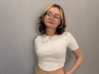 chat live cam ShemikaDestro