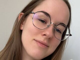 naked webcamgirl photo SophiMalesik