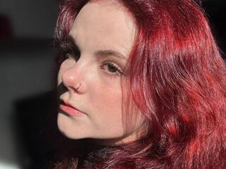 naked camgirl masturbating with dildo TomikoGeren