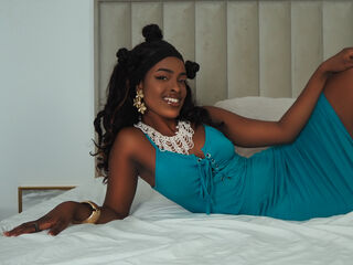 fingering camgirl TylaCherie