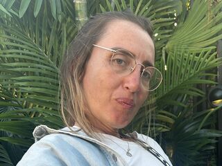 cam whore livesex Usagii