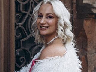 bedroom live sex WilsonAvery